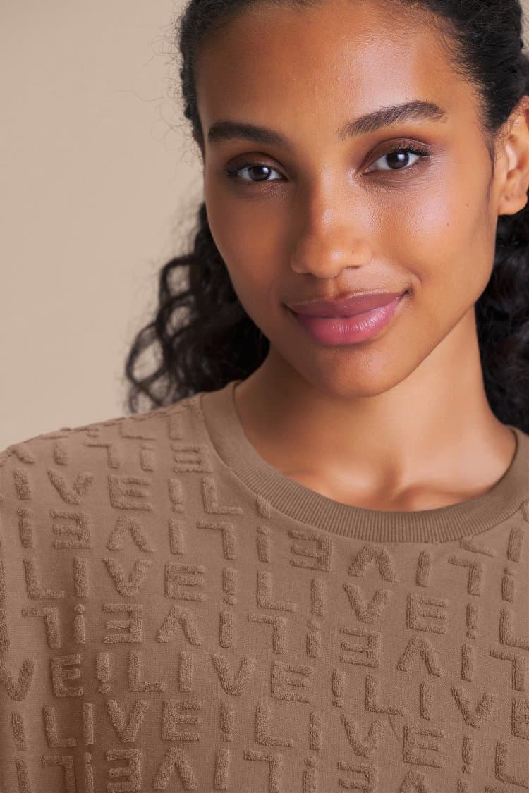 Camiseta LIVE! Signature Jacquard